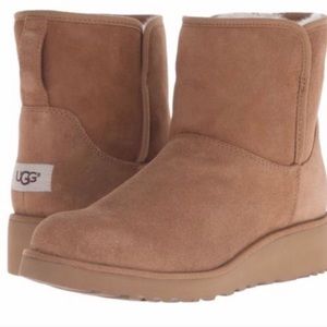 Ugg Kristin Boots Size 9 (more like an 8-8.5)